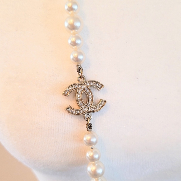🚫SOLD🚫 CHANEL Rare Extra Long Double White Pearl - Picture 8 of 11